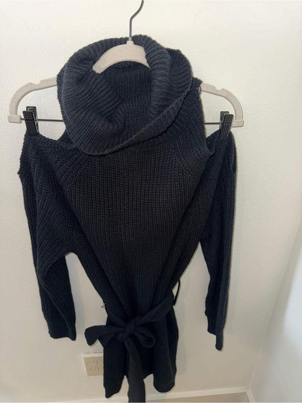 HYFVE Black Cold Shoulder Turtleneck Sweater Dress NWT Belted Cozy Knit medium